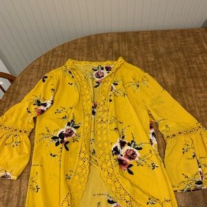 Womens size large fall floral kimono